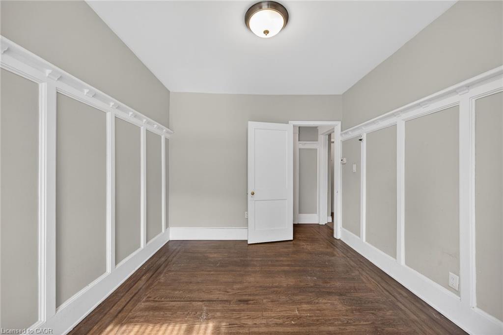 227 Sherman Avenue S Property Photo 17