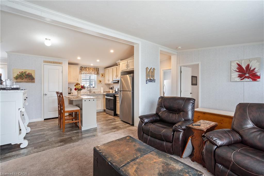 22 Copper Beech Drive Property Photo 4