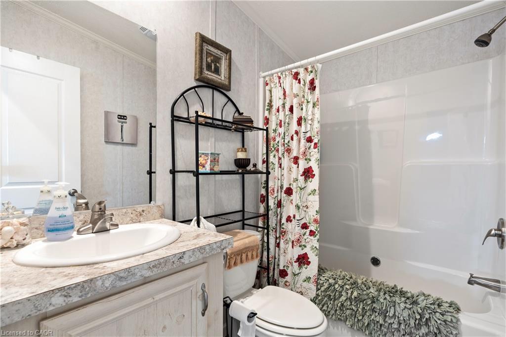 22 Copper Beech Drive Property Photo 18