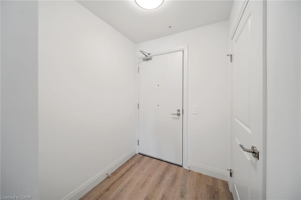 316-1333 Weber Street E Property Photo 14