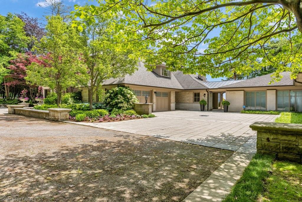 35 Brentwood Road Property Photo 3