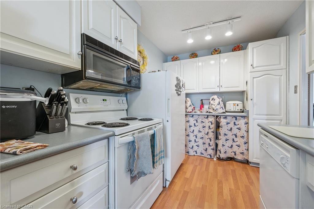 1510-225 Harvard Place Property Photo 6