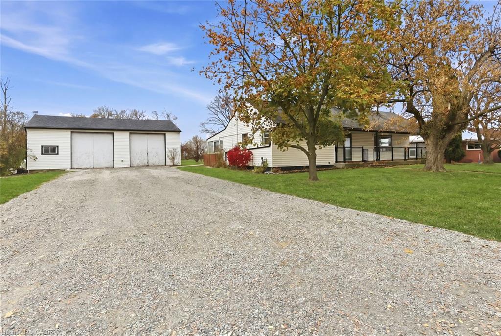 797 Highway 6 Property Photo 1