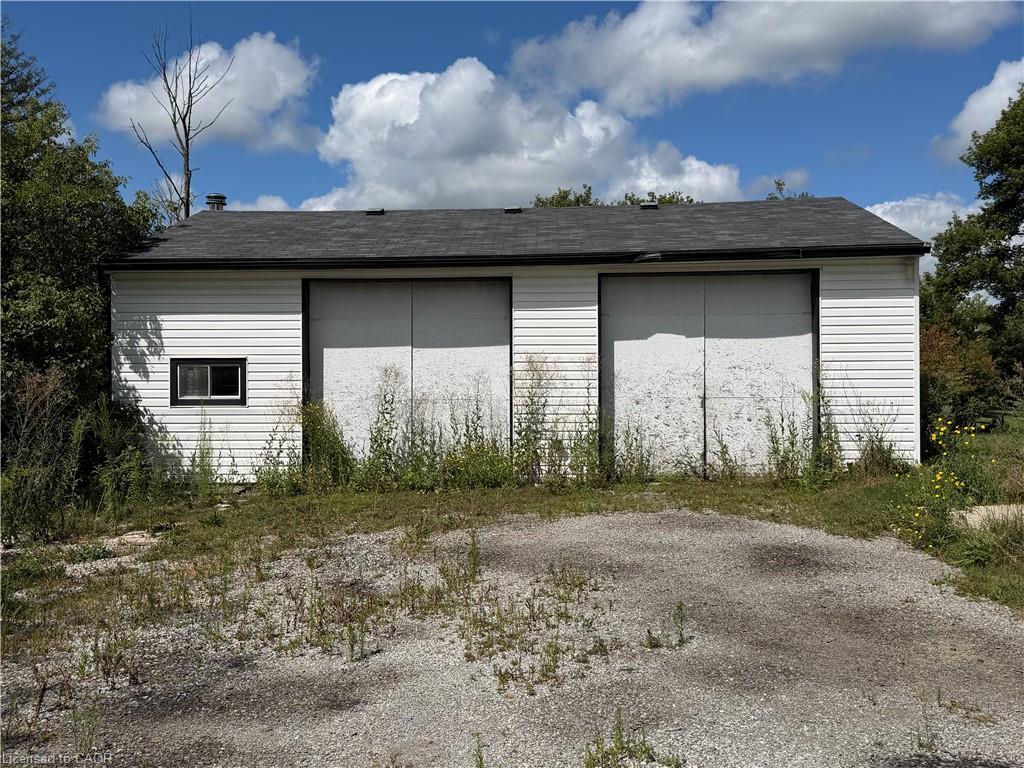 797 Highway 6 Property Photo 3