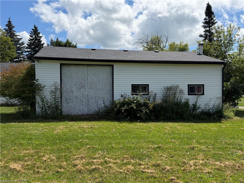 797 Highway 6 Property Photo 33