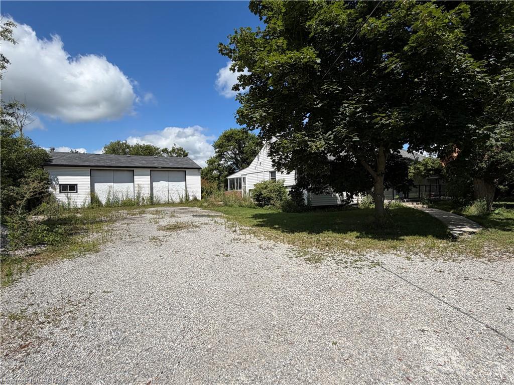 797 Highway 6 Property Photo 37