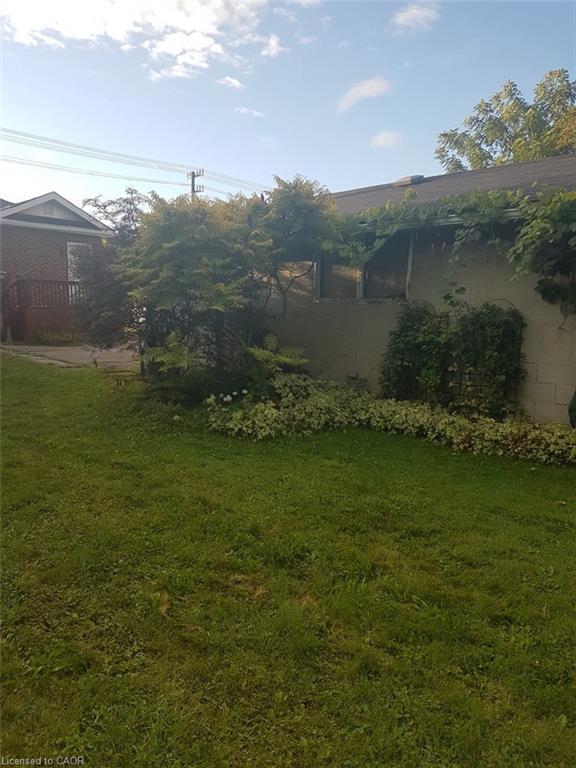 848 Upper Wellington Street Property Photo 45