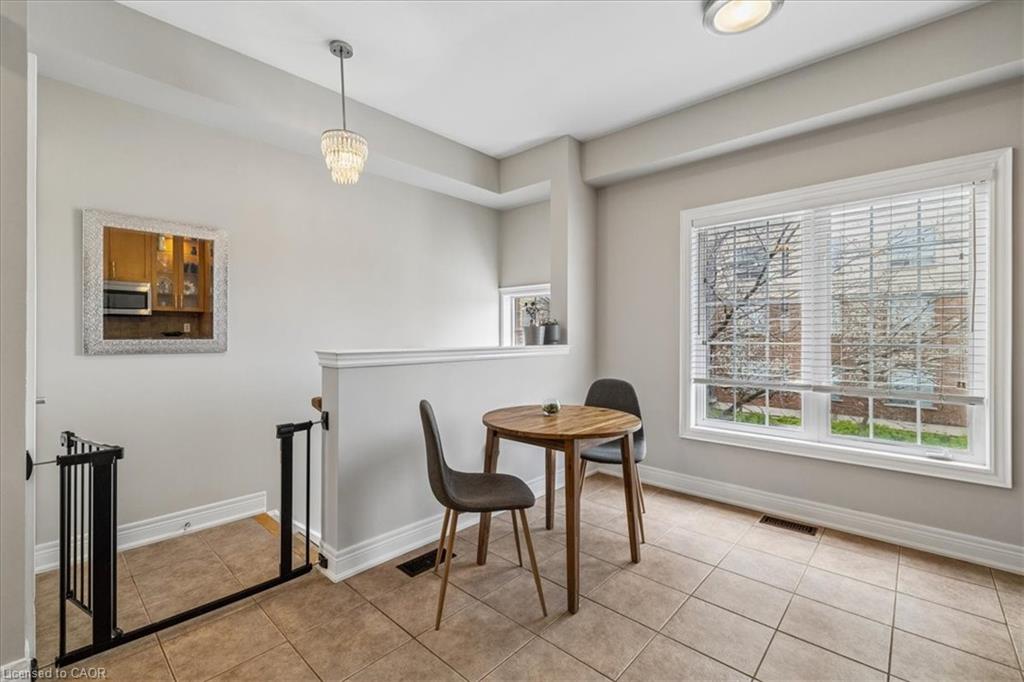 684 Summers Common Property Photo 2