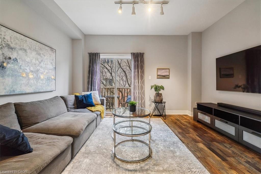 684 Summers Common Property Photo 9
