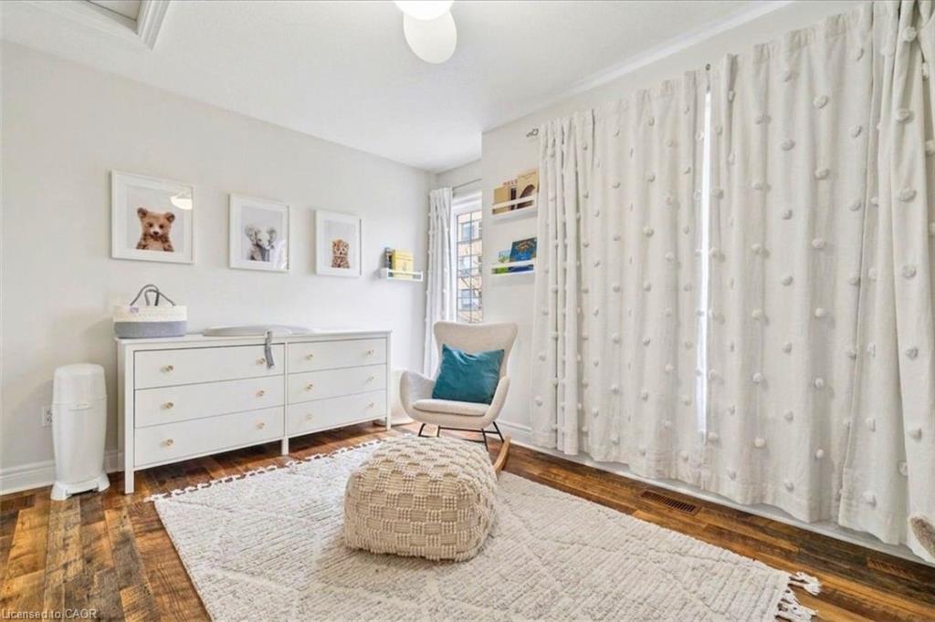 684 Summers Common Property Photo 20