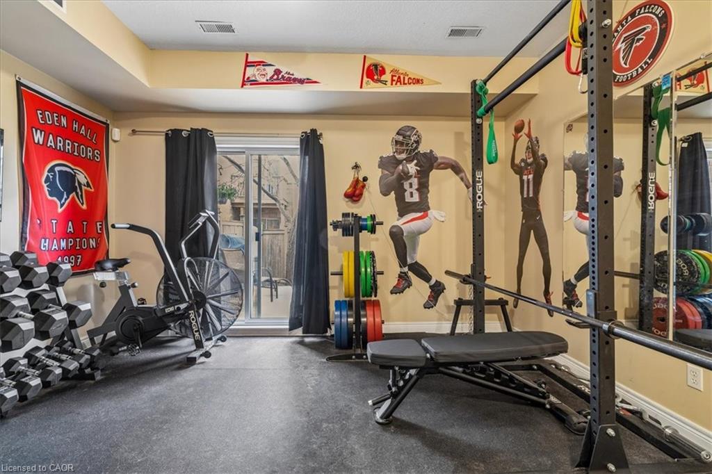 684 Summers Common Property Photo 24