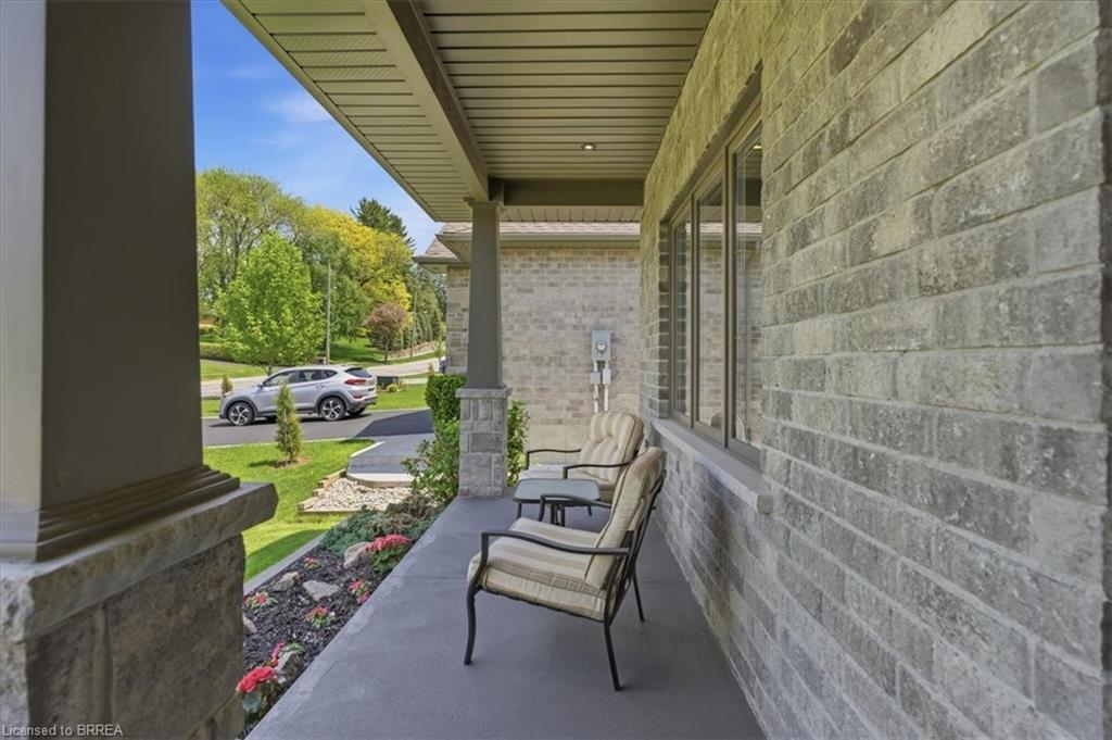 4 Lynndale Road Property Photo 4