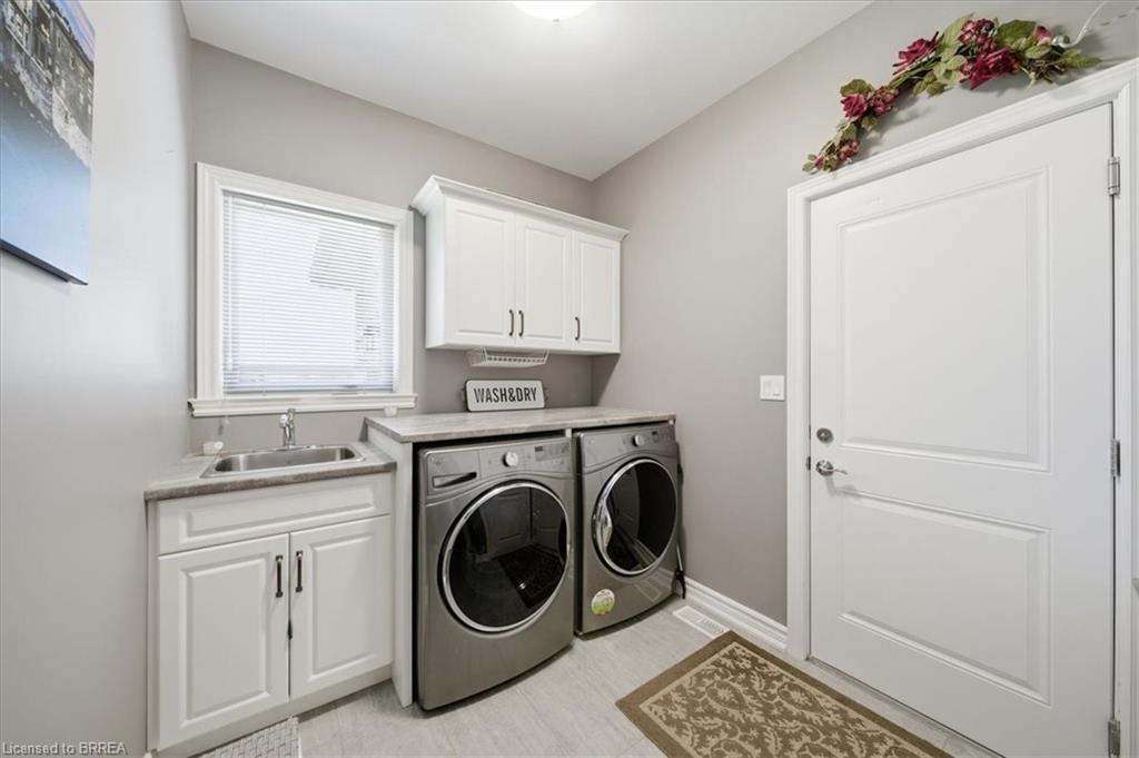 4 Lynndale Road Property Photo 21