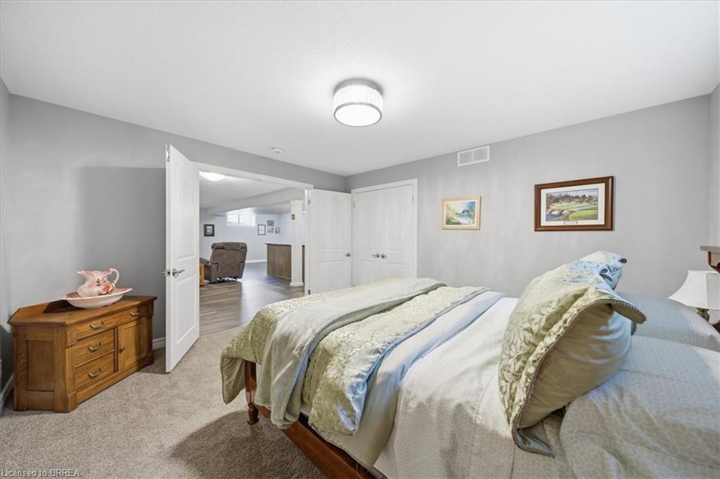 4 Lynndale Road Property Photo 33