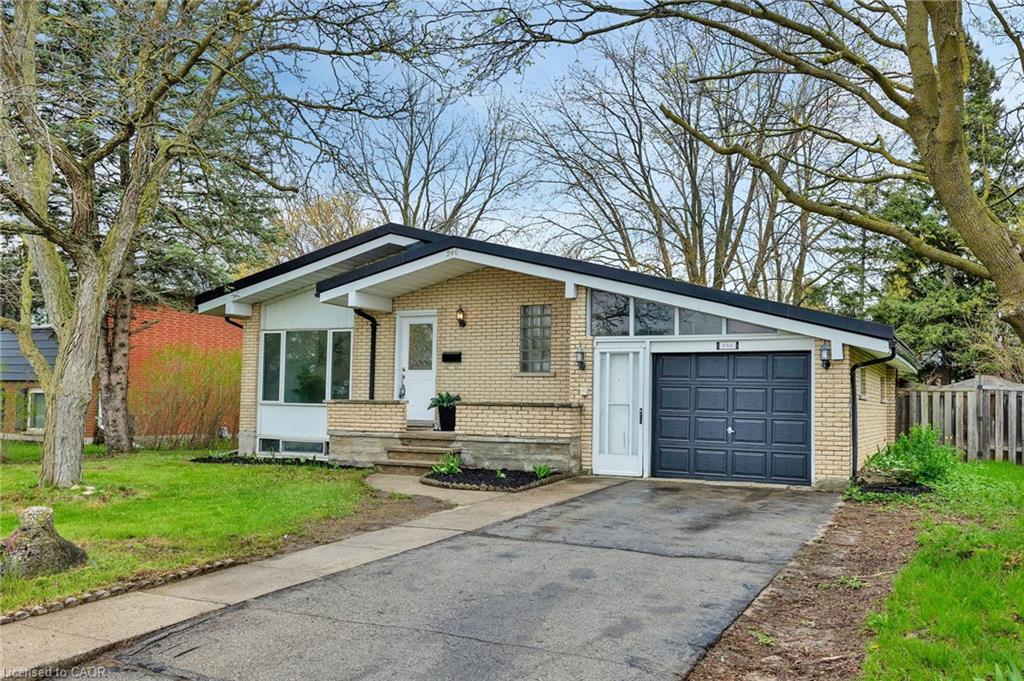 246 Hillcrest Road Property Photo 2
