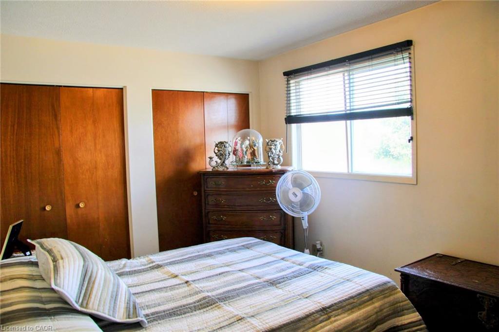 80 Matachewan Road Property Photo 4