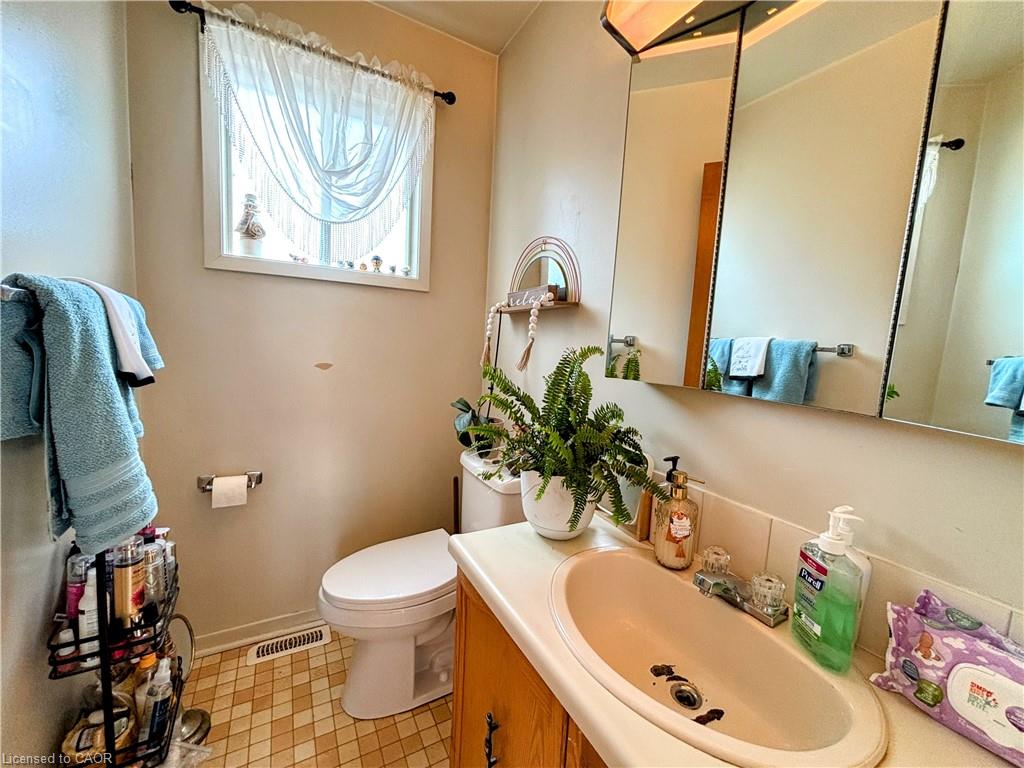 80 Matachewan Road Property Photo 24