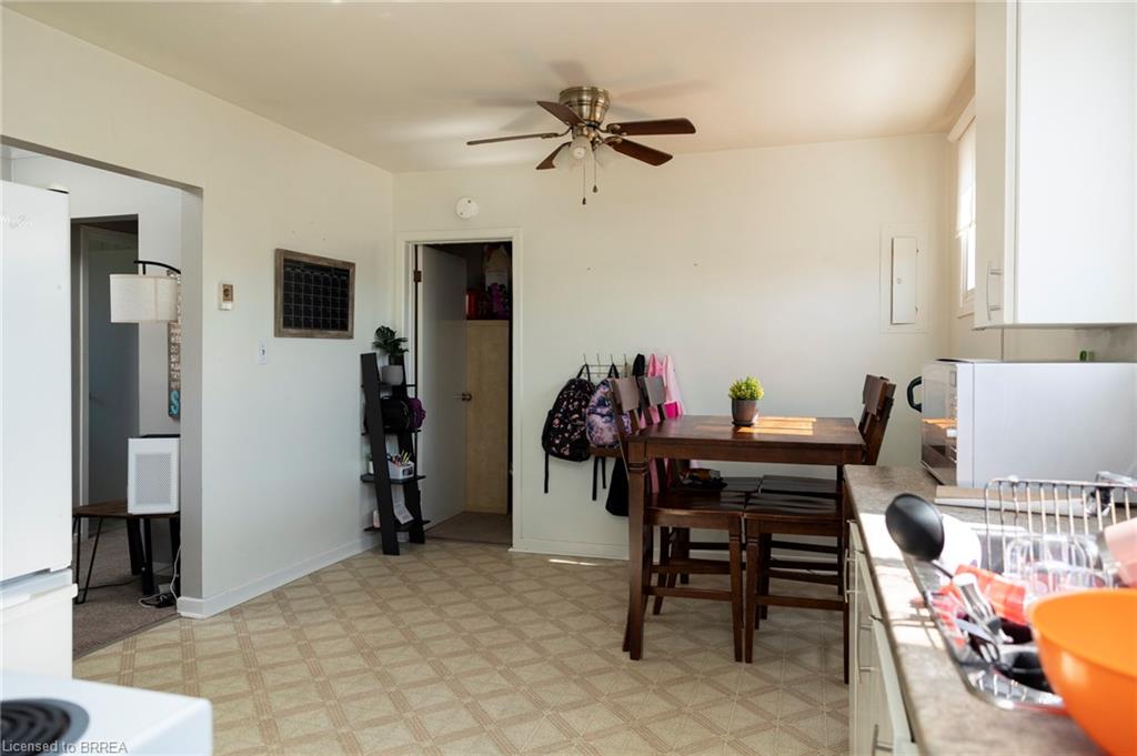 206 King Street Property Photo 25