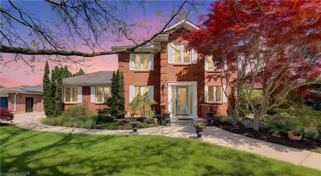 97 Manitoulin Crescent Property Photo 3