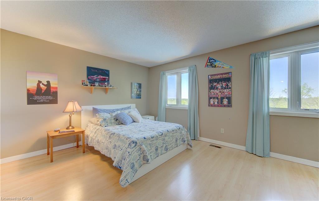 97 Manitoulin Crescent Property Photo 22
