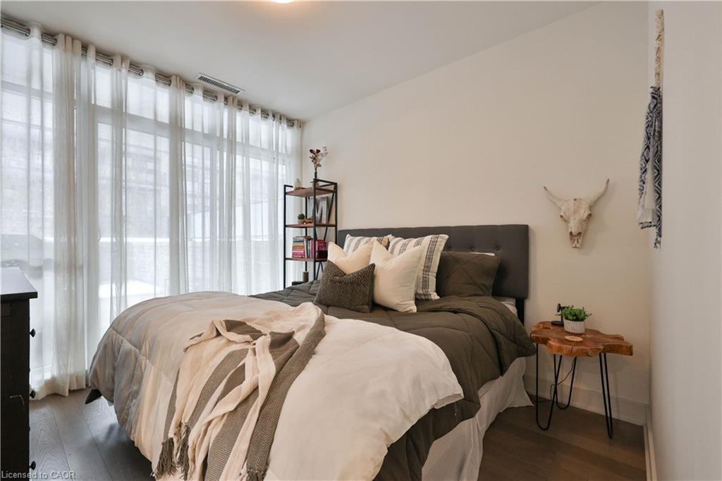 155-1575 Lakeshore Road W Property Photo 22
