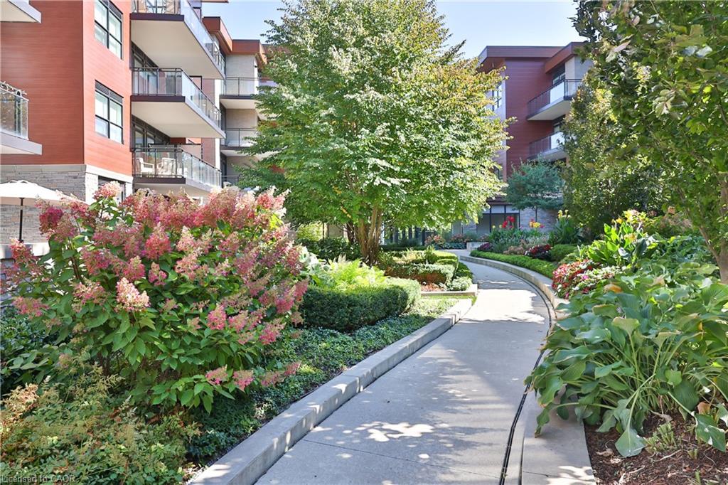 155-1575 Lakeshore Road W Property Photo 38
