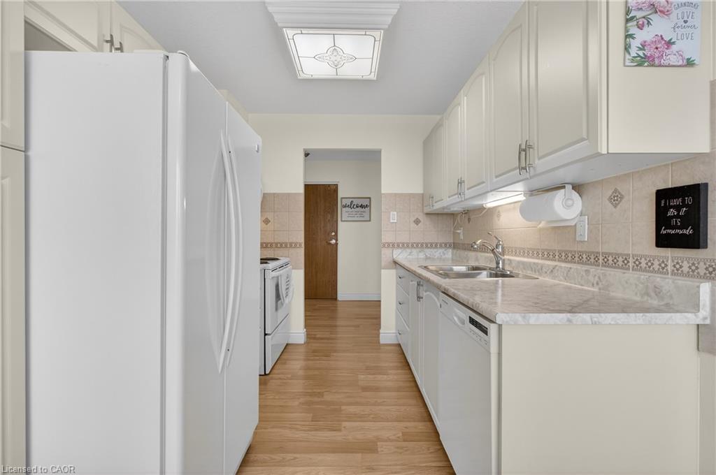 606-200 Jamieson Parkway Property Photo 22