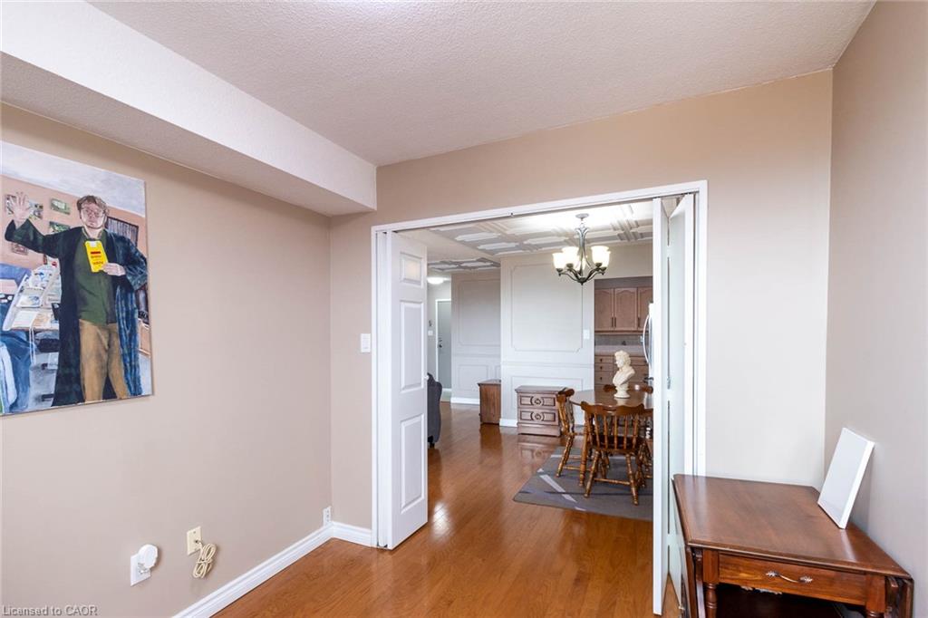 901-500 Green Road Property Photo 17