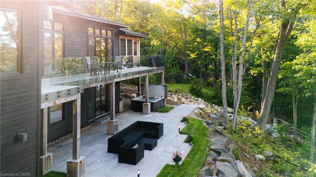 22 Long And Winding Road Property Photo 37