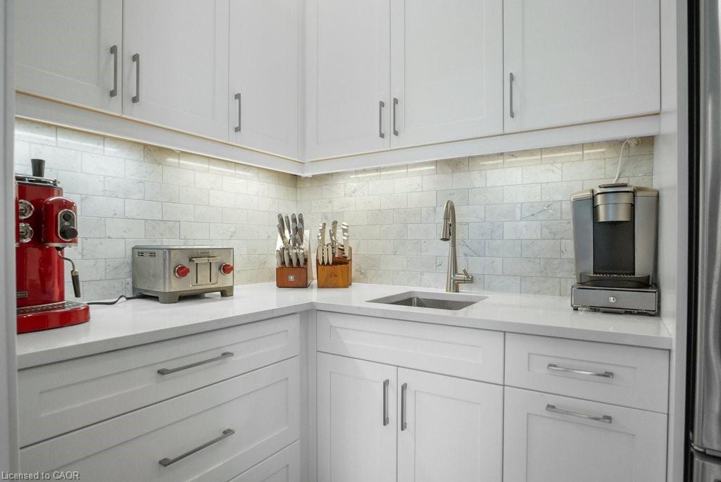 1445 West River Road Property Photo 14