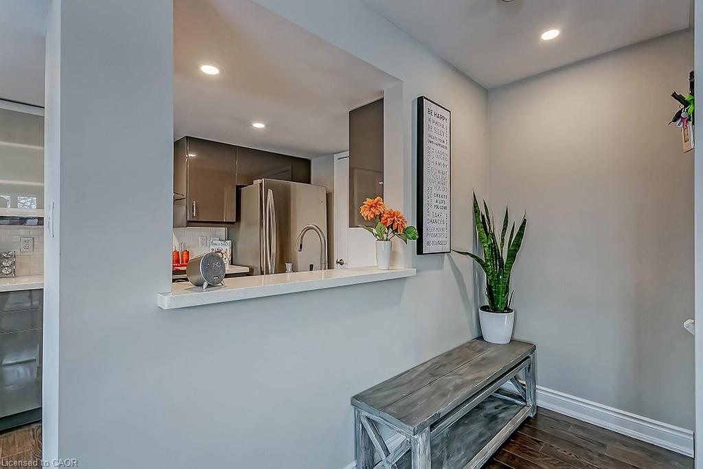 2386 Munn's Avenue E Property Photo 15