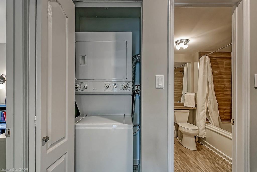 2386 Munn's Avenue E Property Photo 33