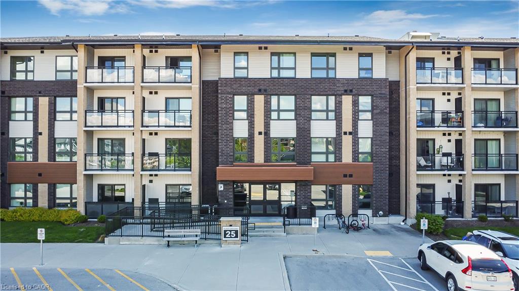 403-25 Kay Crescent Property Photo 2