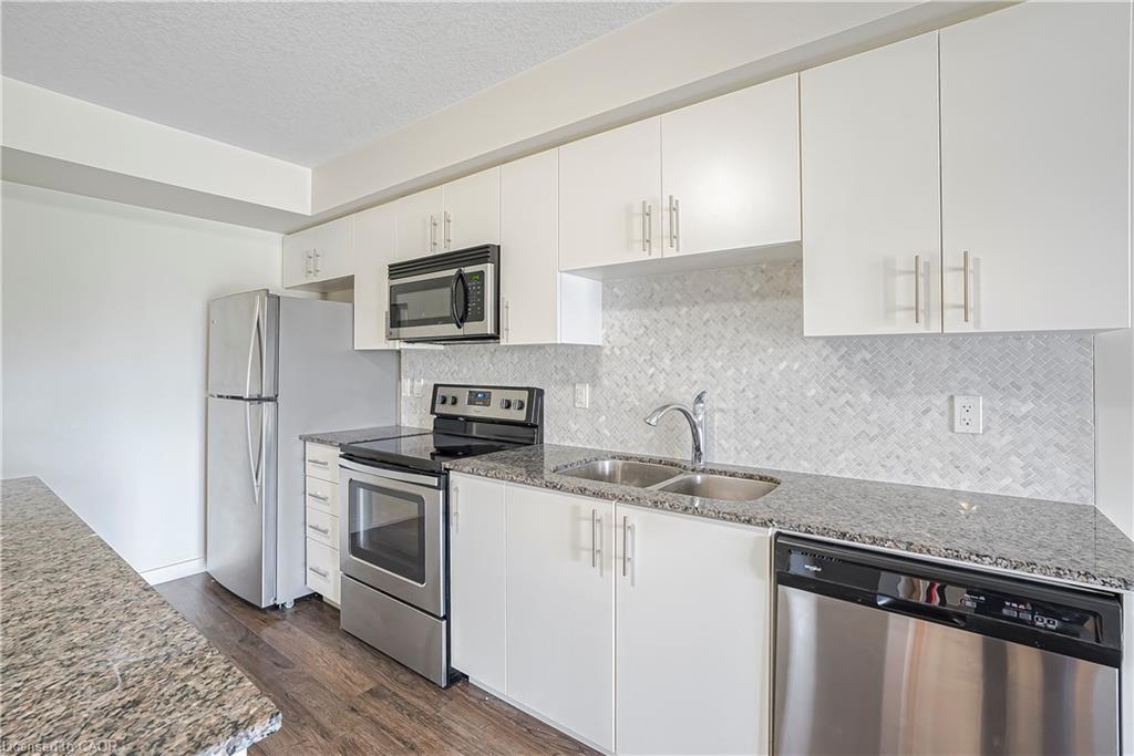 403-25 Kay Crescent Property Photo 13
