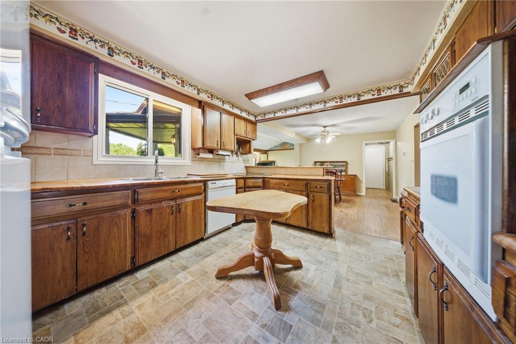 800 Tremaine Avenue S Property Photo 13