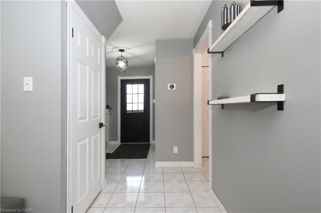 15 Dales Drive Property Photo 5