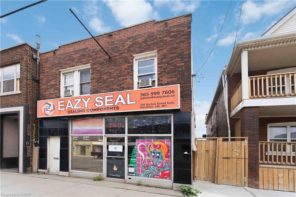 3-750 Barton Street E Property Photo 2