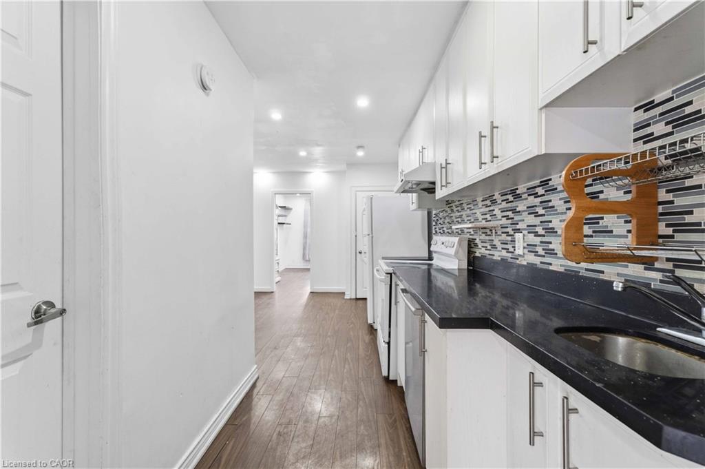 3-750 Barton Street E Property Photo 10
