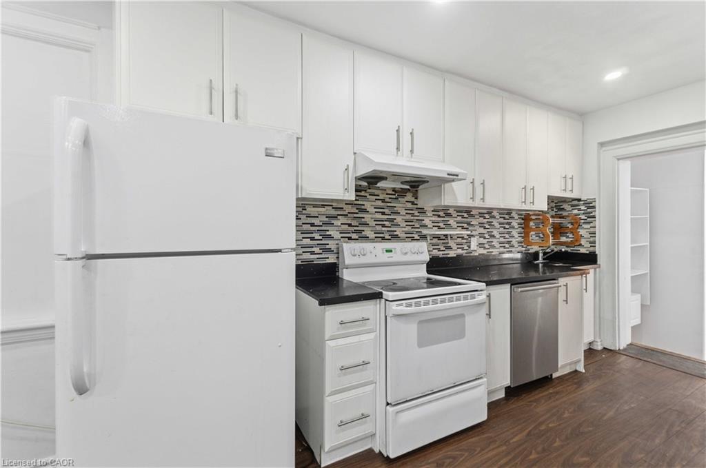 3-750 Barton Street E Property Photo 12