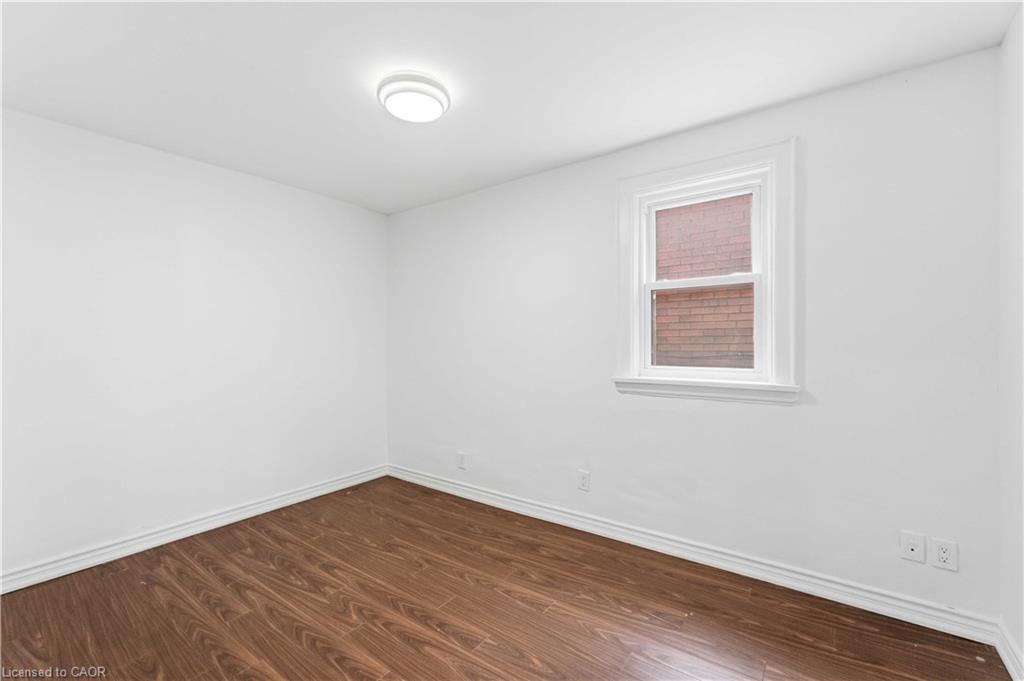 3-750 Barton Street E Property Photo 13