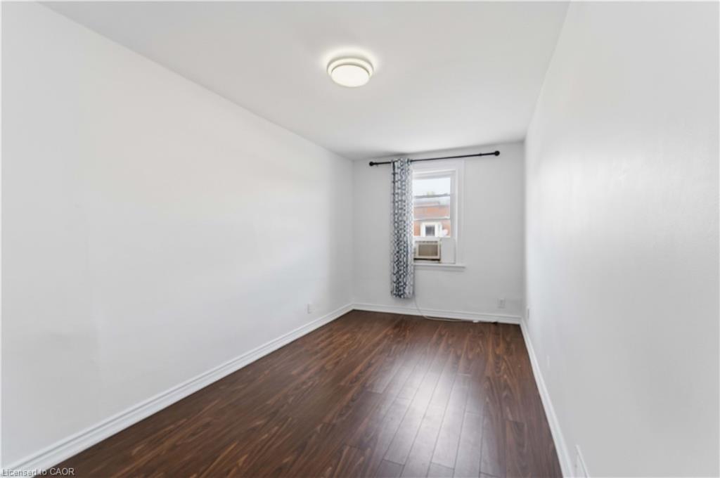 3-750 Barton Street E Property Photo 18