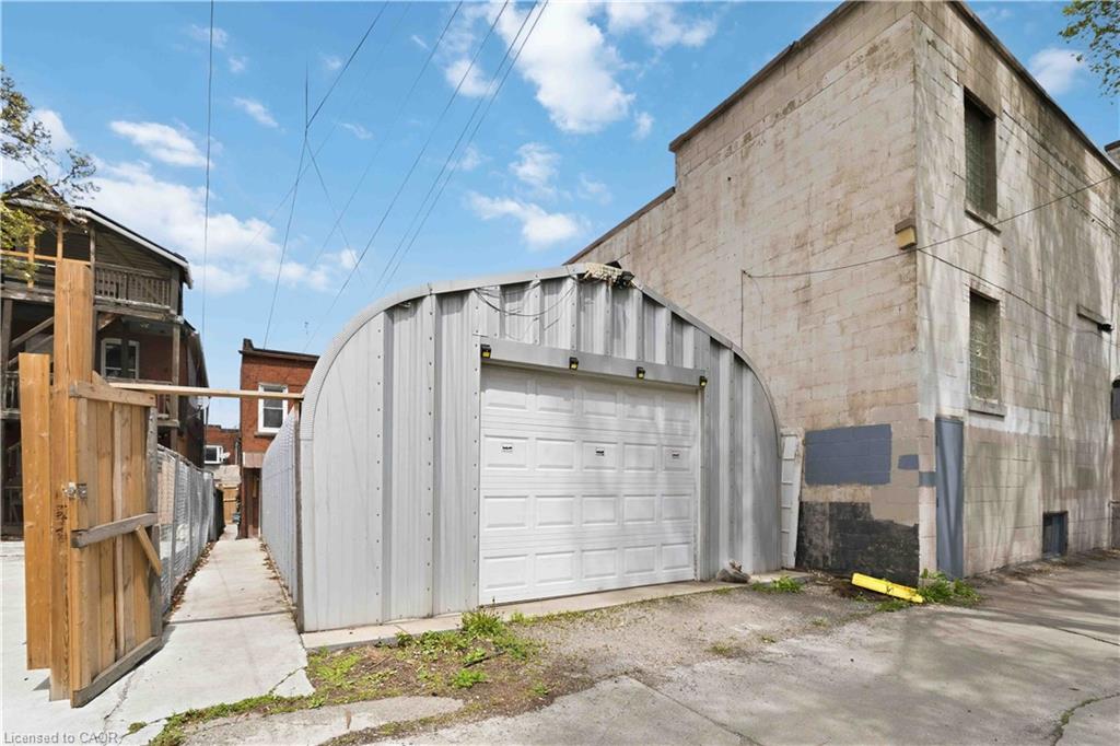 3-750 Barton Street E Property Photo 22