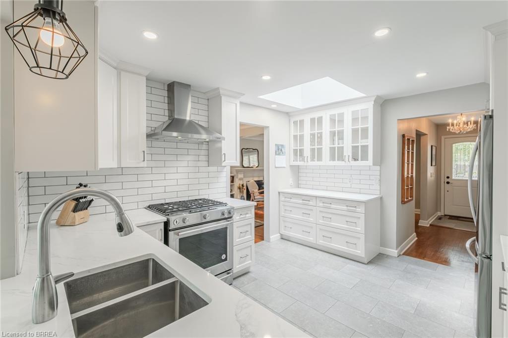 24 Franklin Street Property Photo 14