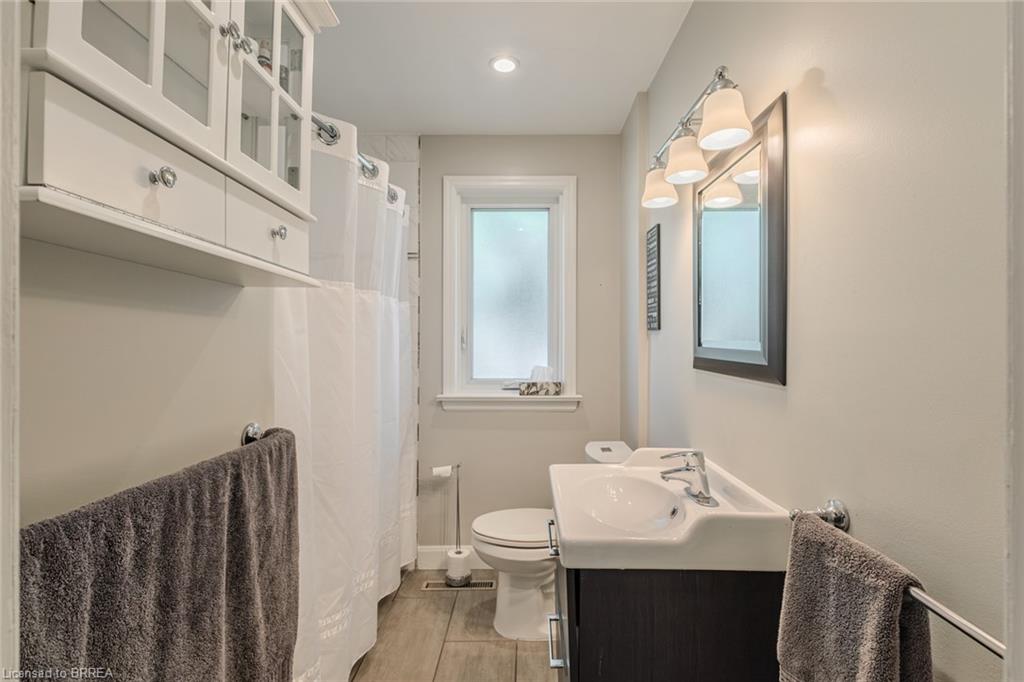 24 Franklin Street Property Photo 20