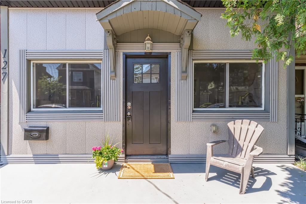 127 Barnesdale Avenue N Property Photo 3