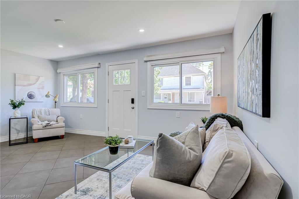 127 Barnesdale Avenue N Property Photo 5