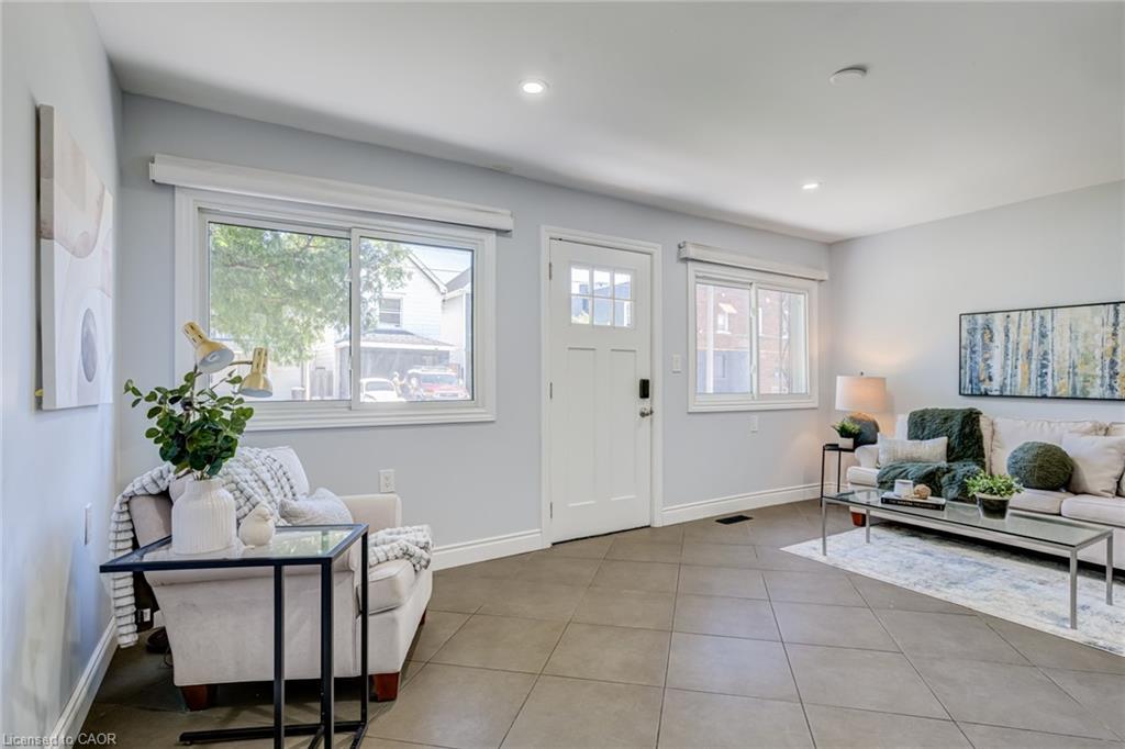 127 Barnesdale Avenue N Property Photo 6
