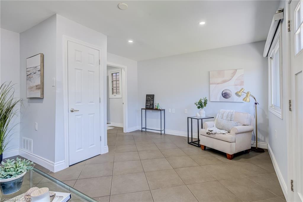 127 Barnesdale Avenue N Property Photo 8