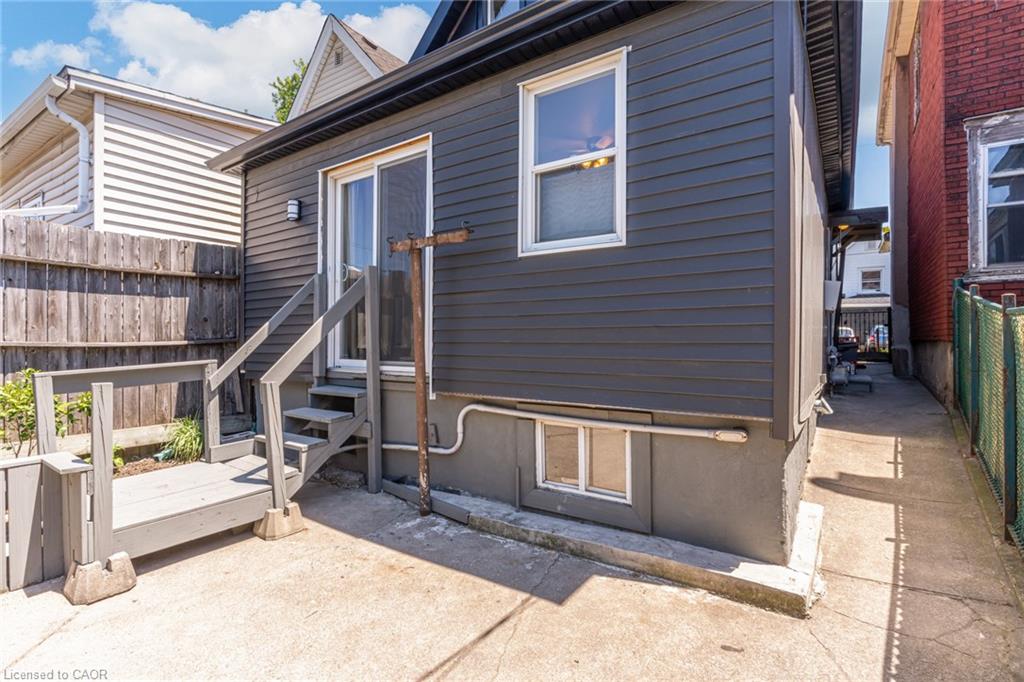 127 Barnesdale Avenue N Property Photo 33