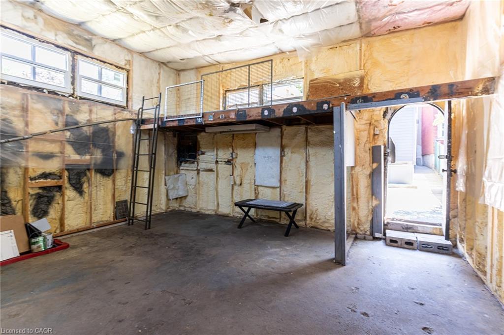 127 Barnesdale Avenue N Property Photo 40